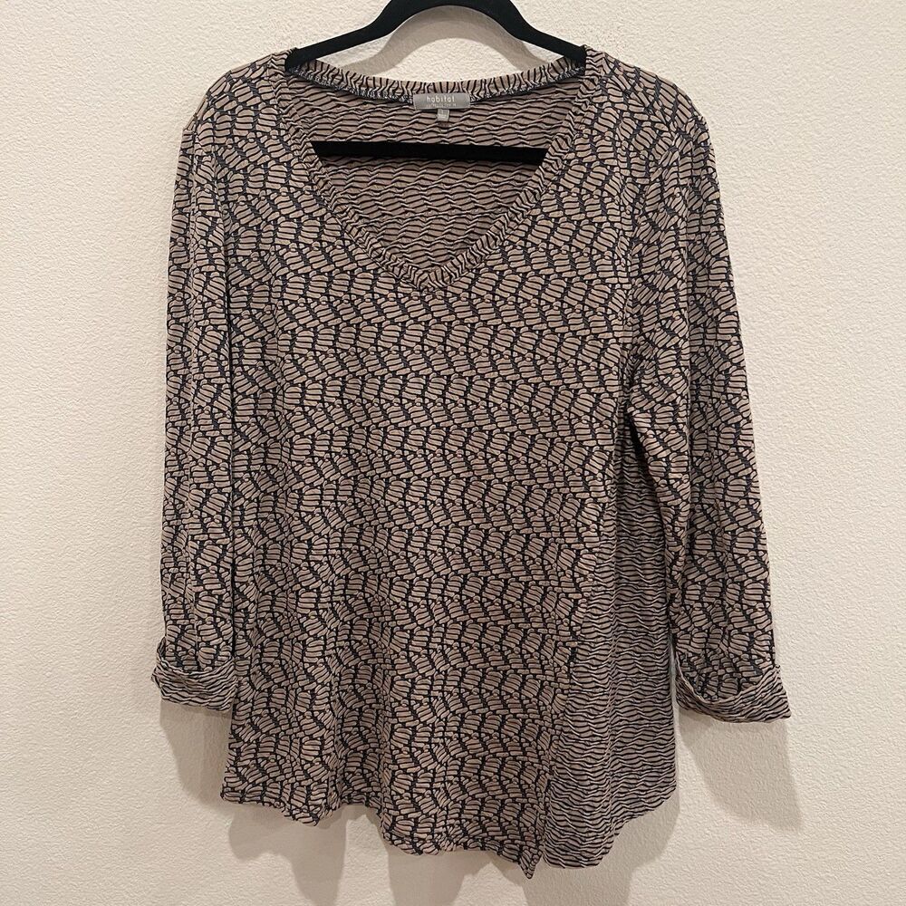 # Habitat Navy and Tan Geometric V-Neck Top